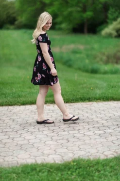 'Powerstep' Women's ArchWear™ Sandal - Black -Shoes Shop black womens sandal walk 1024x1024@2x